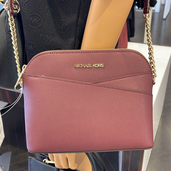 MICHAEL KORS
Jet Set Travel Medium Dome Crossbody Bag
Oxblood 
NWT - Picture 12 of 16